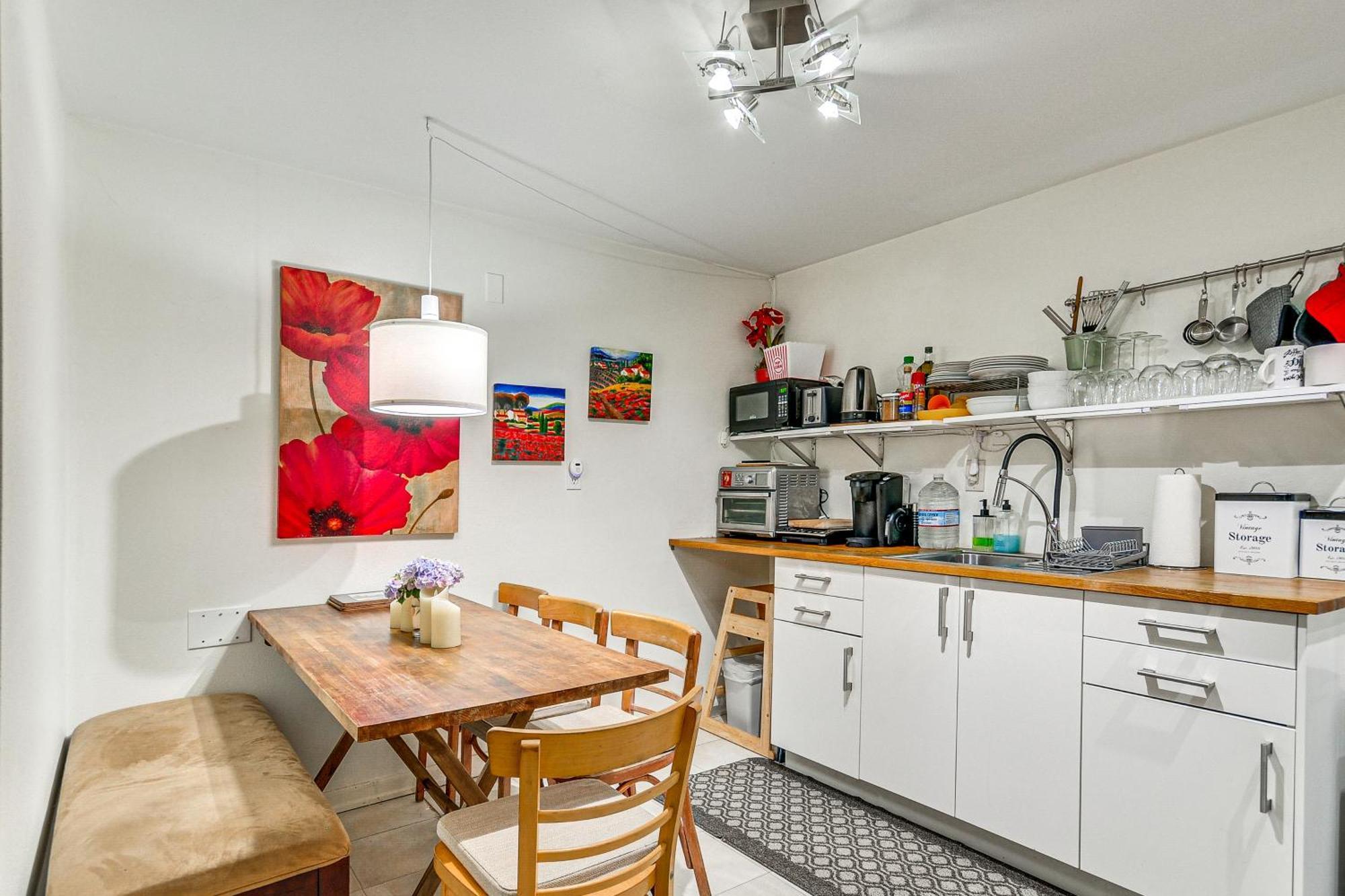 Lush Flat With Fire Pit, 4 Mi To Dtwn! Apartment *